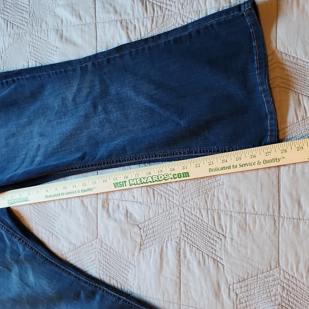 Women's EST. 1946 Denim Hi-rise Blue Jeans. Size 22W - Picture 8 of 8